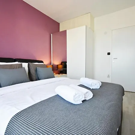 Lukas Apartment